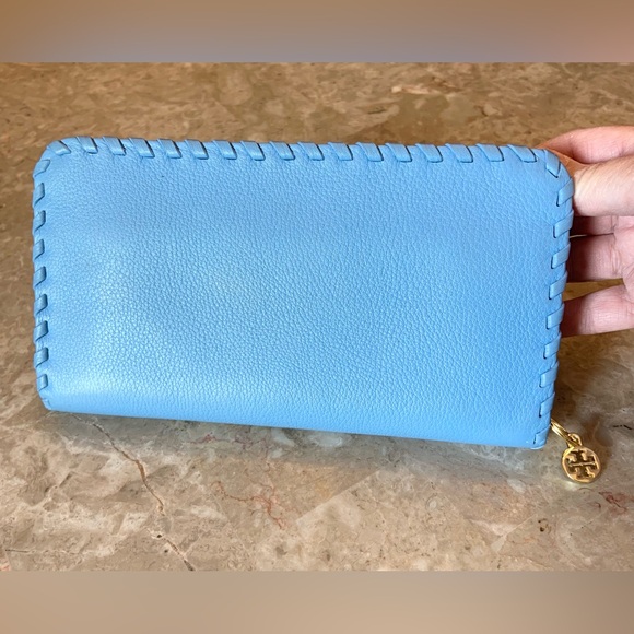 Tory Burch Marion Multi Gusset Long Leather Wallet with TB Charm - Picture 2 of 13